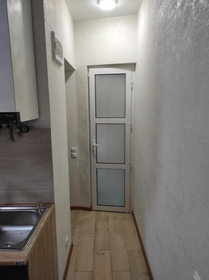 Таунхаус Біля Жд Вокзала Vinnytsia Extérieur photo
